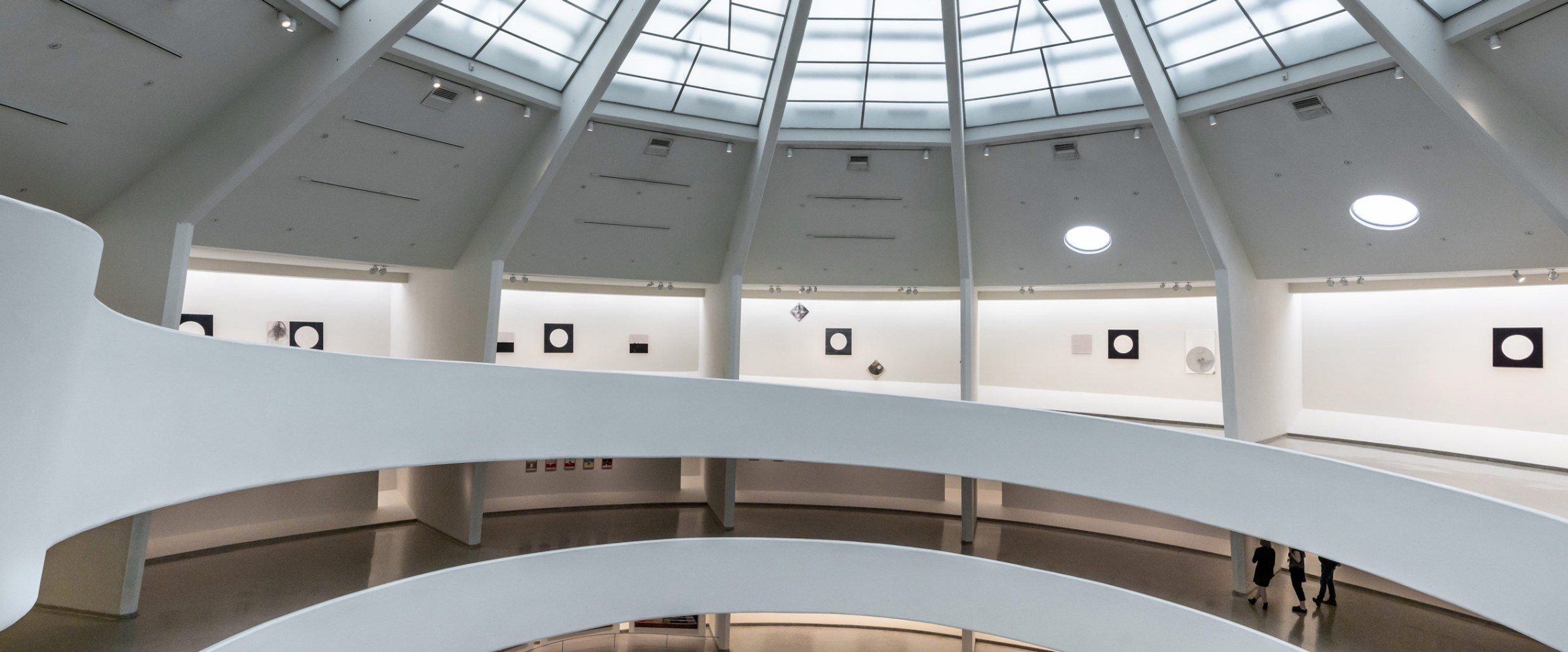 Photo of Guggenheim Interior spiral walkway